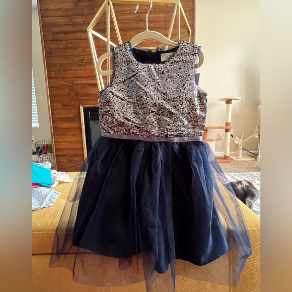 sequin dress with Tulle skirt - Picture 1 of 3